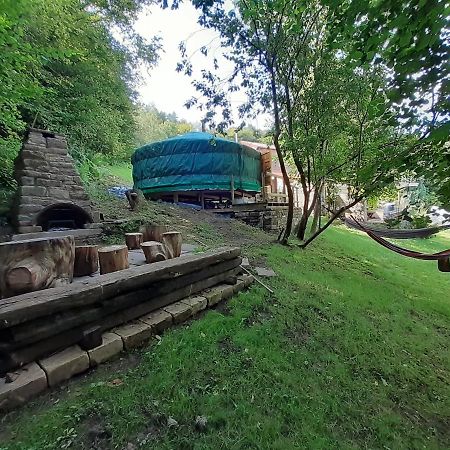 Oakdean Cottage Yurt Blakeney  Exterior photo